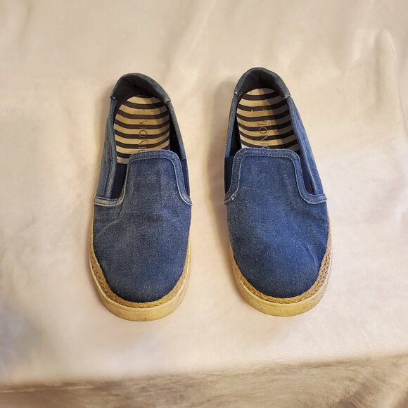 Adorable Vionic Rae Slip On Denim Sneakers, Women's Size 6.5 - Picture 1 of 6